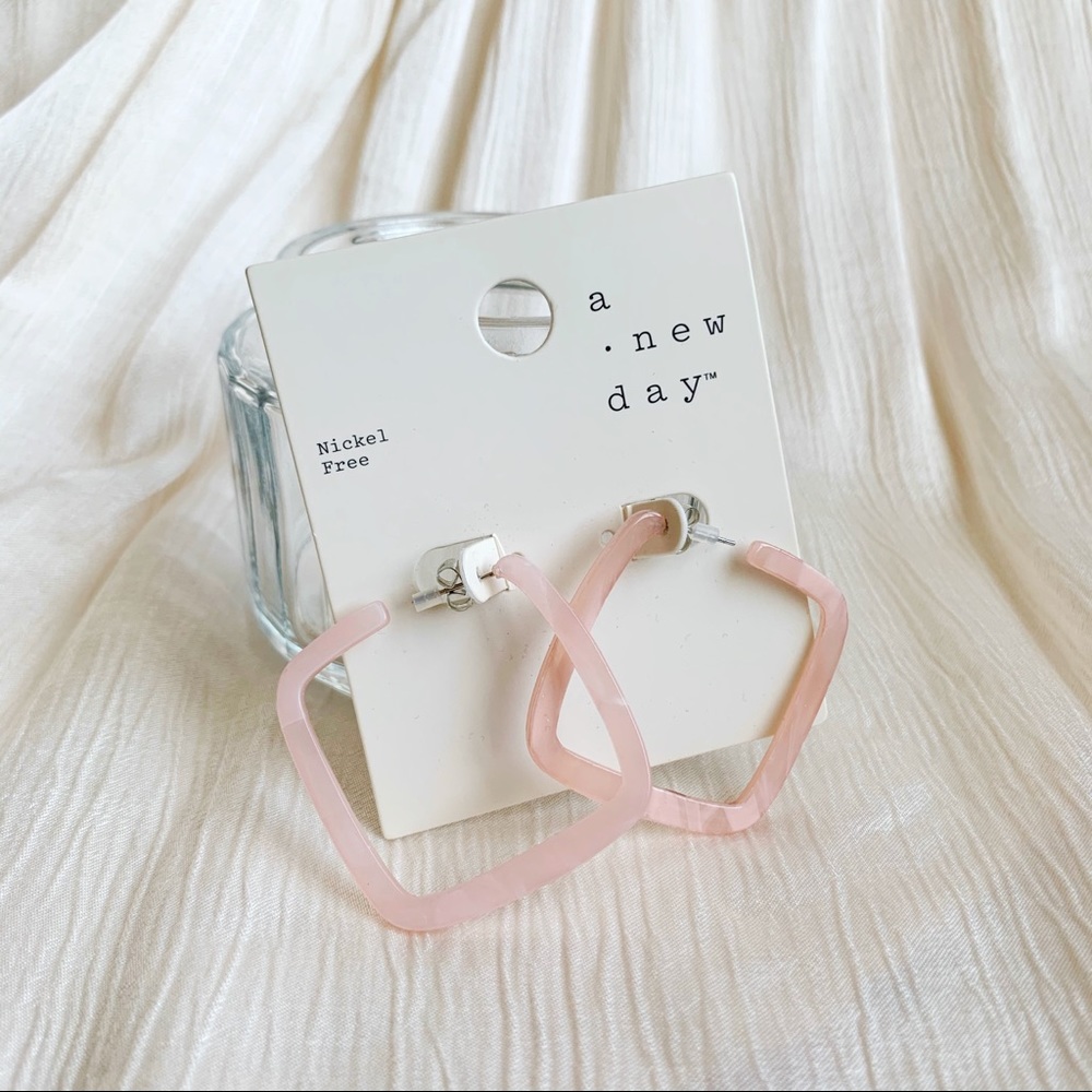 🌻Pink Marbled Hoops